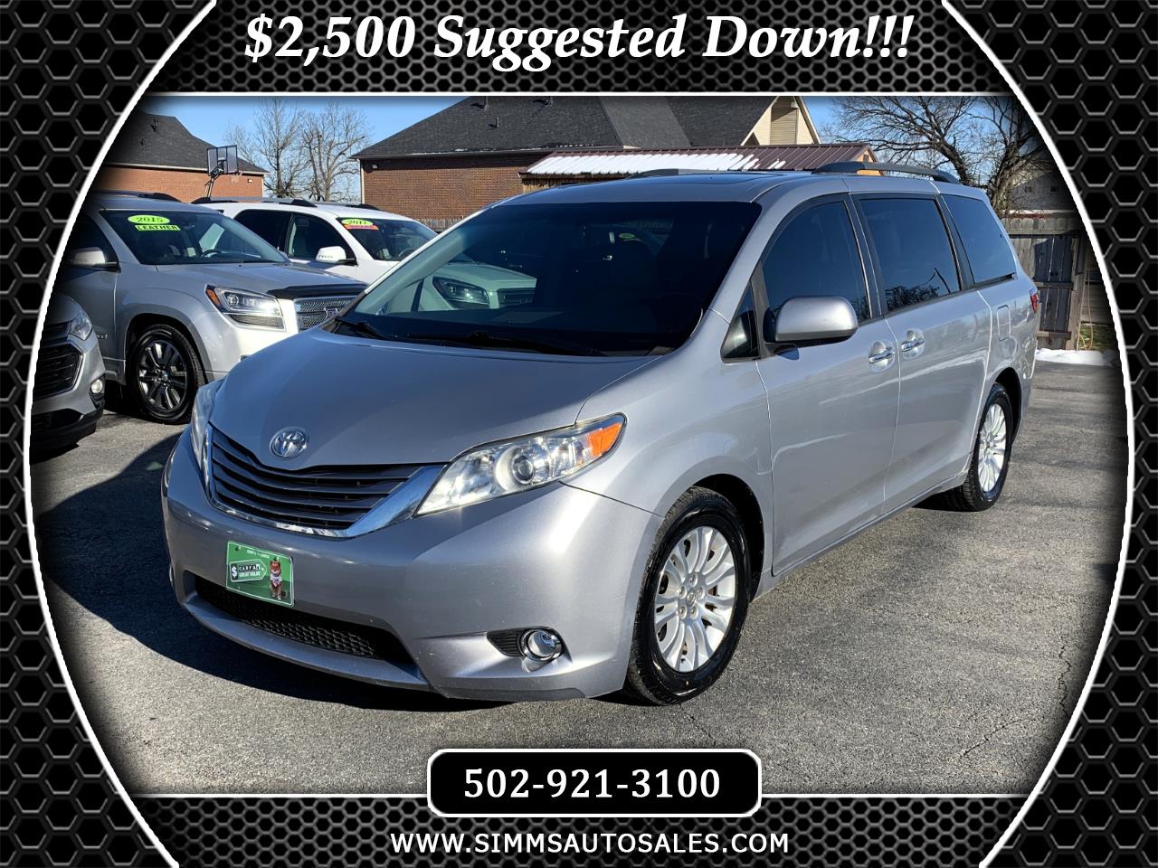 Toyota Sienna XLE FWD 8-Passenger V6 2016