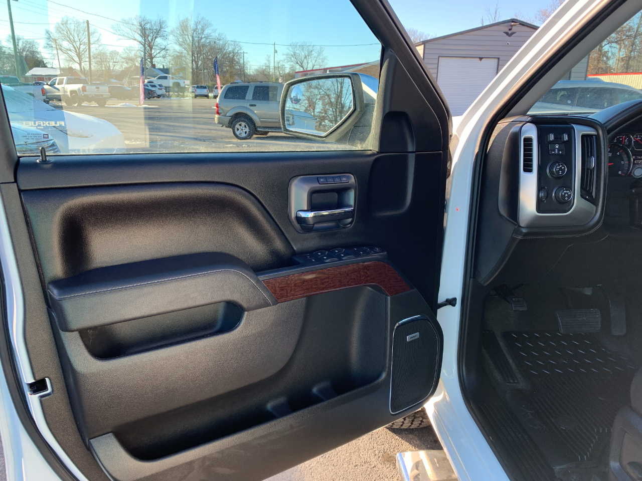 GMC Sierra 1500 SLT Crew Cab Short Box 4WD 2015