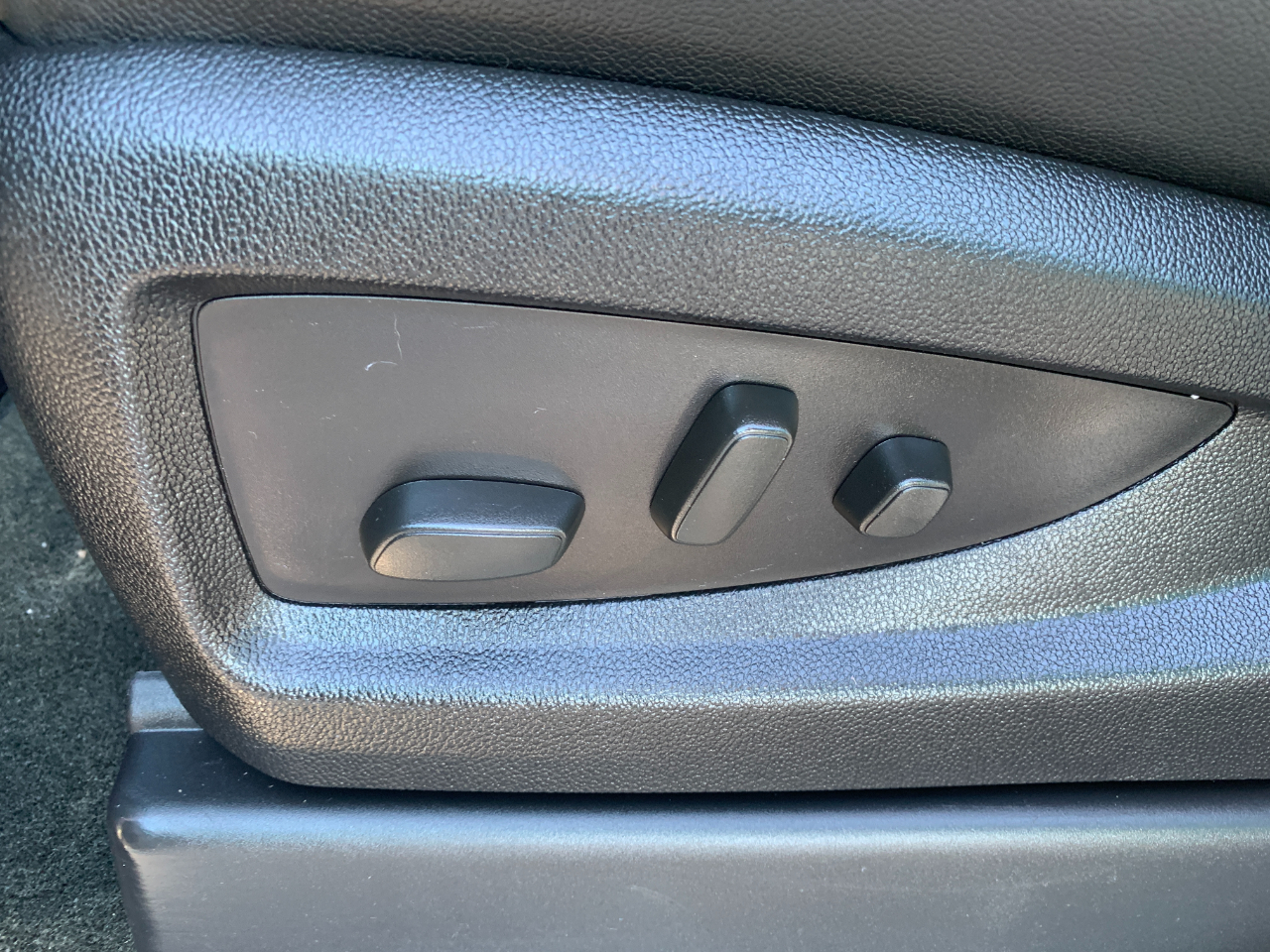 GMC Sierra 1500 SLT Crew Cab Short Box 4WD 2015