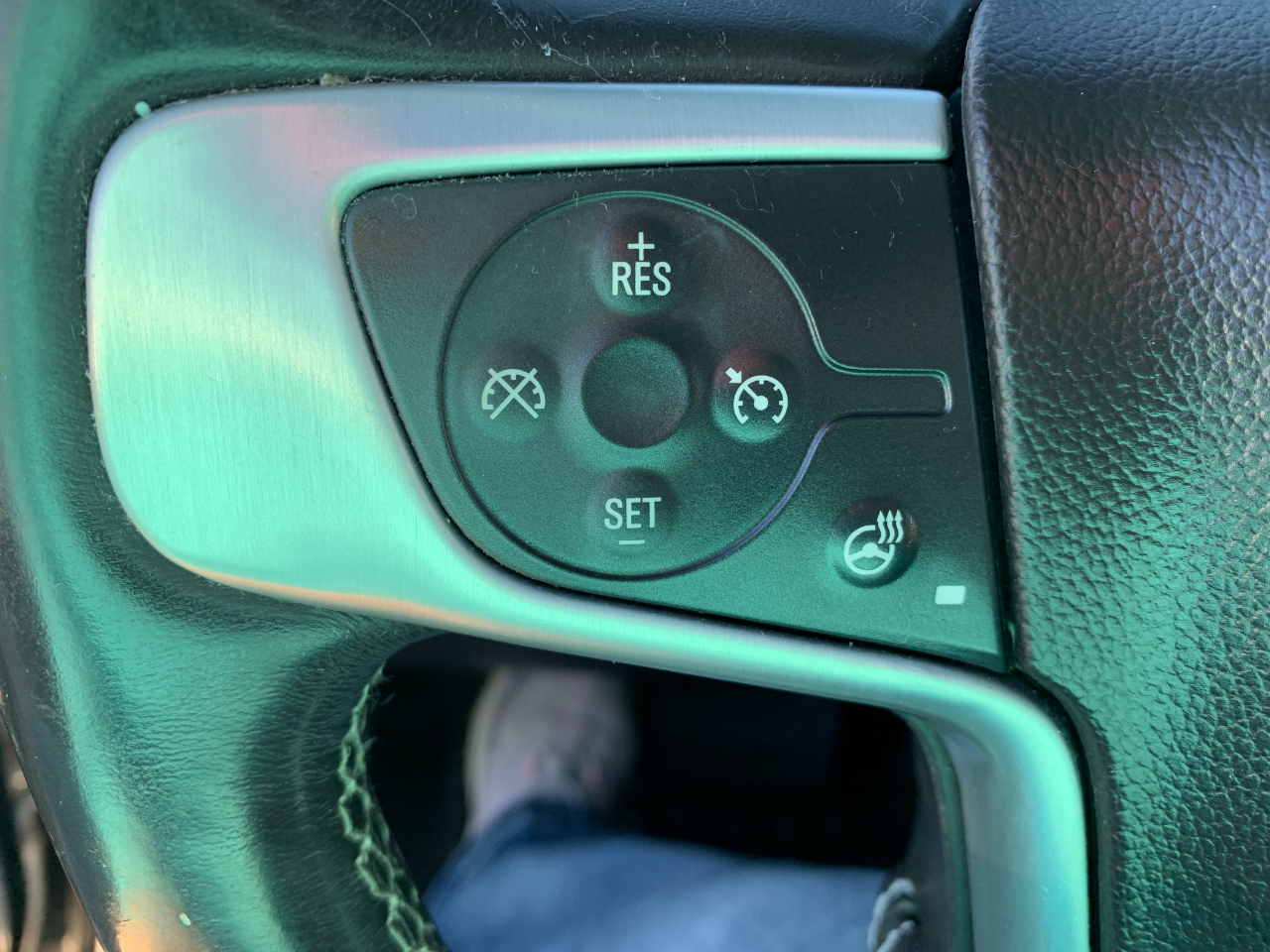 GMC Sierra 1500 SLT Crew Cab Short Box 4WD 2015