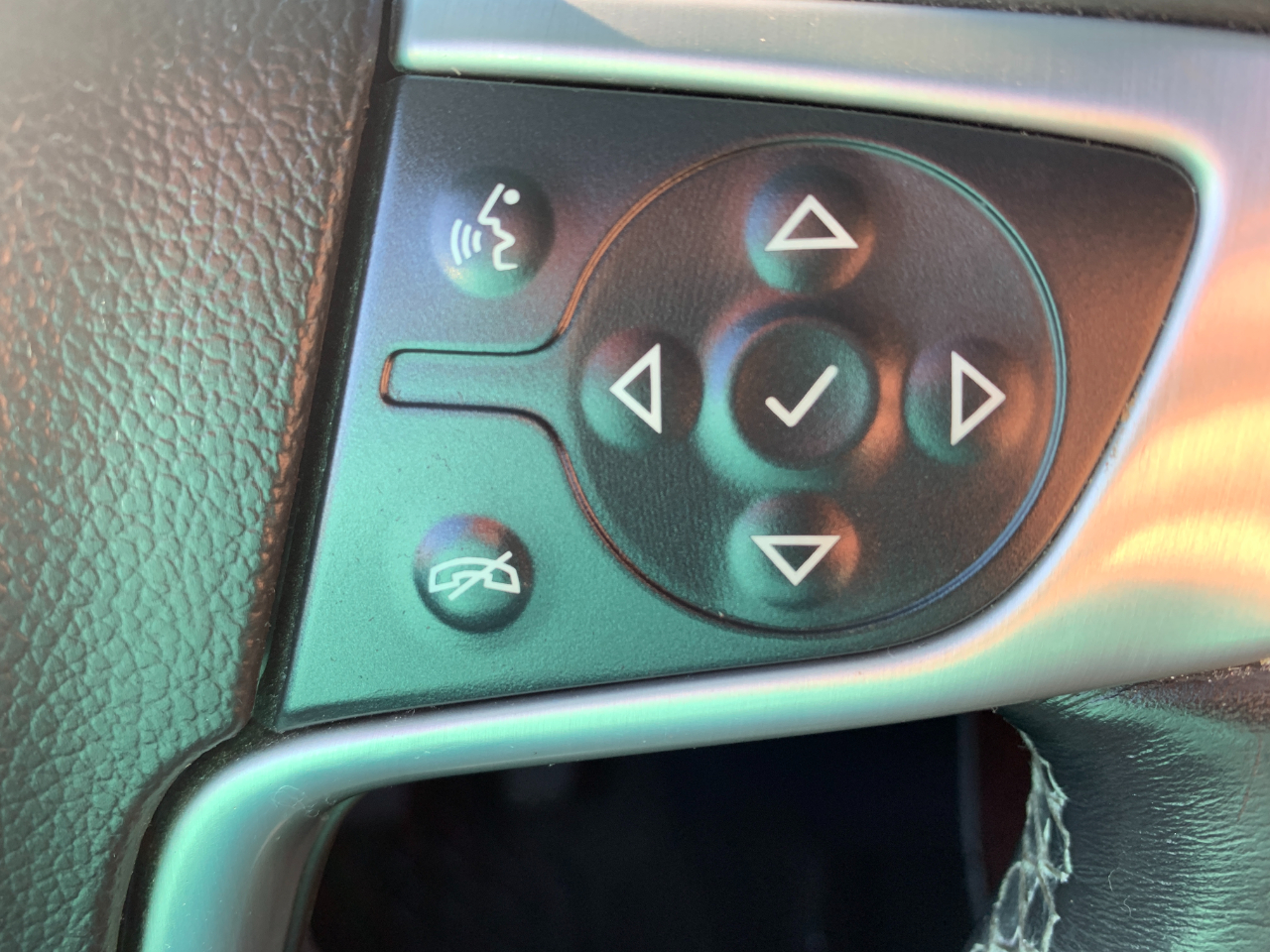 GMC Sierra 1500 SLT Crew Cab Short Box 4WD 2015