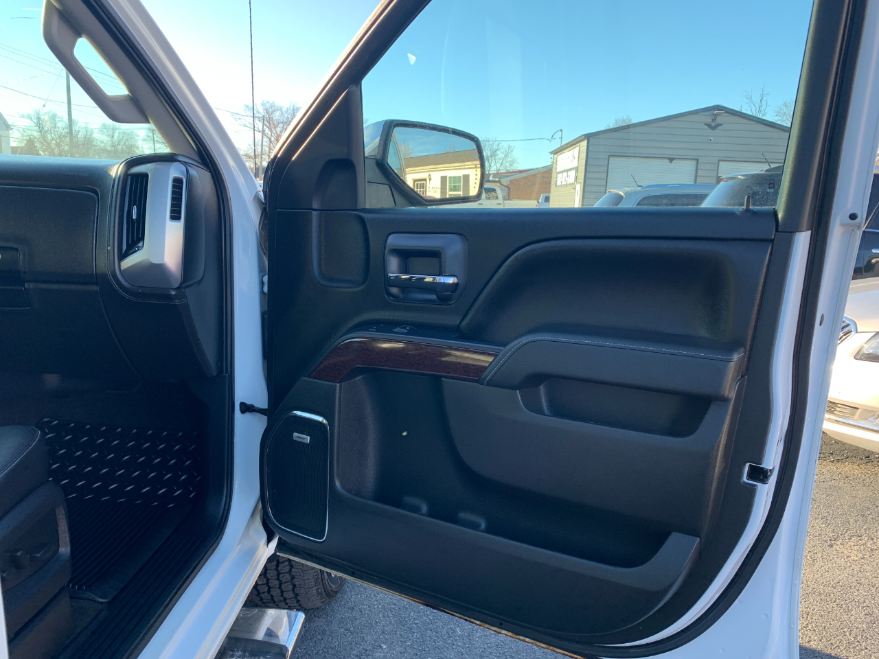 GMC Sierra 1500 SLT Crew Cab Short Box 4WD 2015