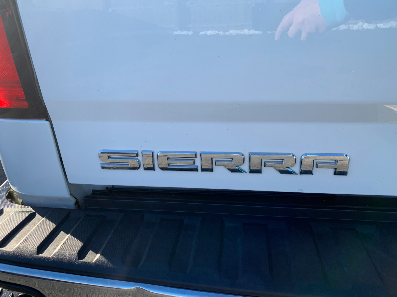 GMC Sierra 1500 SLT Crew Cab Short Box 4WD 2015