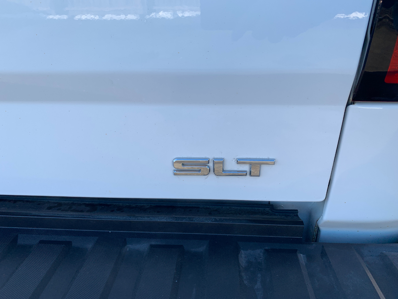 GMC Sierra 1500 SLT Crew Cab Short Box 4WD 2015