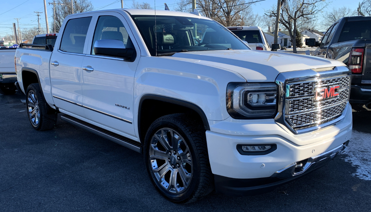 GMC Sierra 1500 Denali Crew Cab Short Box 4WD 2017