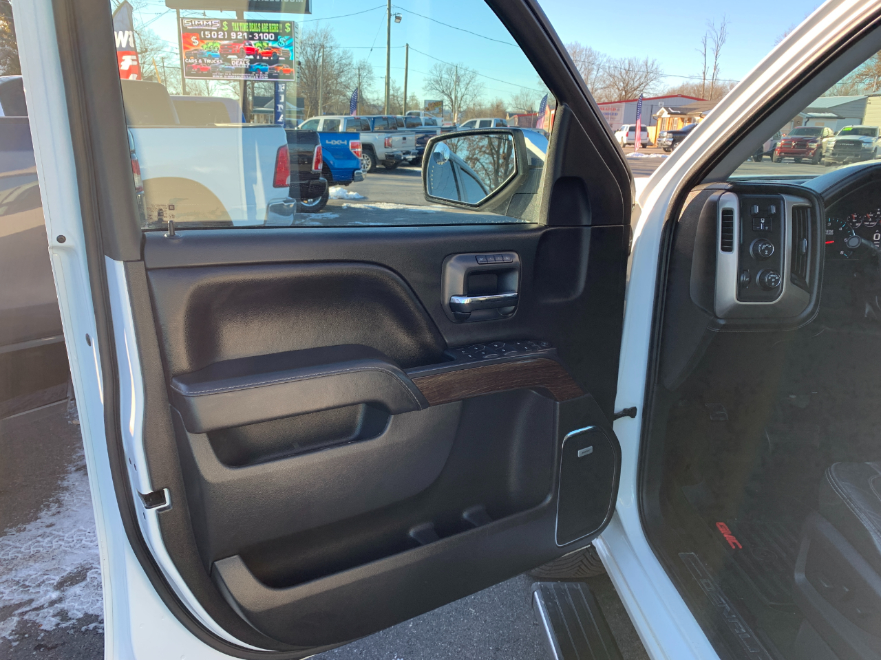 GMC Sierra 1500 Denali Crew Cab Short Box 4WD 2017