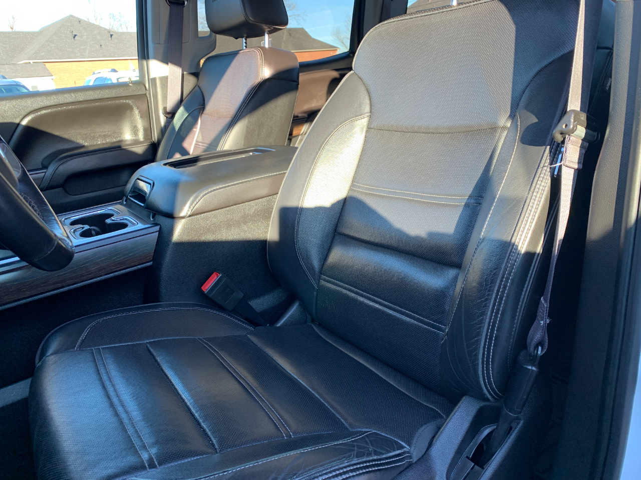 GMC Sierra 1500 Denali Crew Cab Short Box 4WD 2017