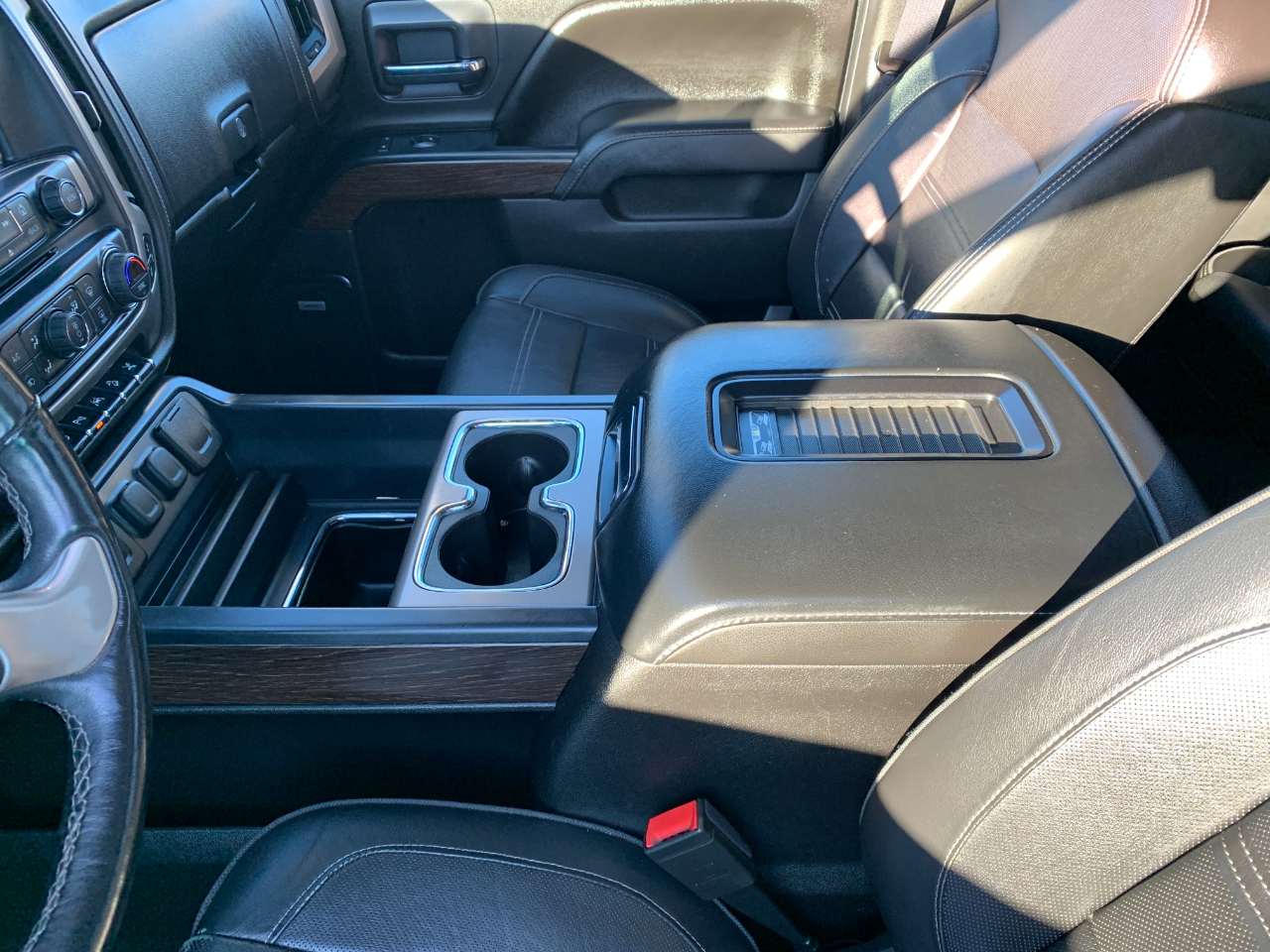 GMC Sierra 1500 Denali Crew Cab Short Box 4WD 2017