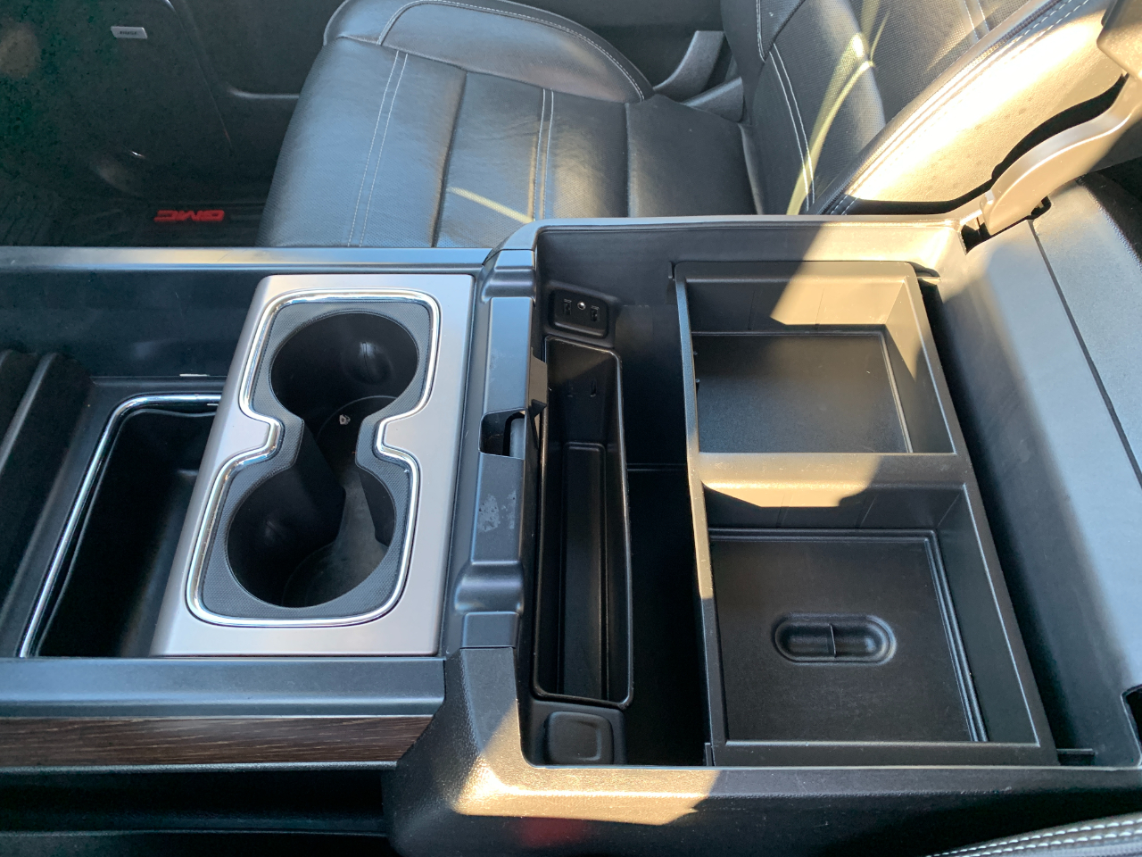 GMC Sierra 1500 Denali Crew Cab Short Box 4WD 2017