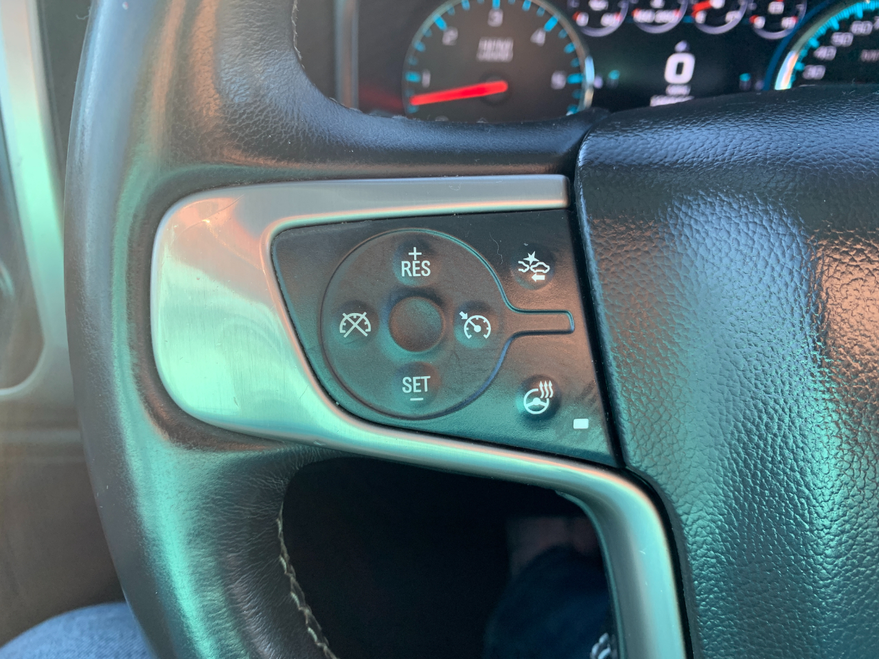 GMC Sierra 1500 Denali Crew Cab Short Box 4WD 2017