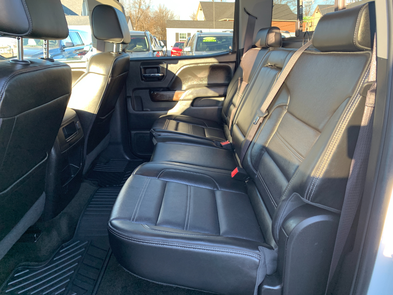 GMC Sierra 1500 Denali Crew Cab Short Box 4WD 2017