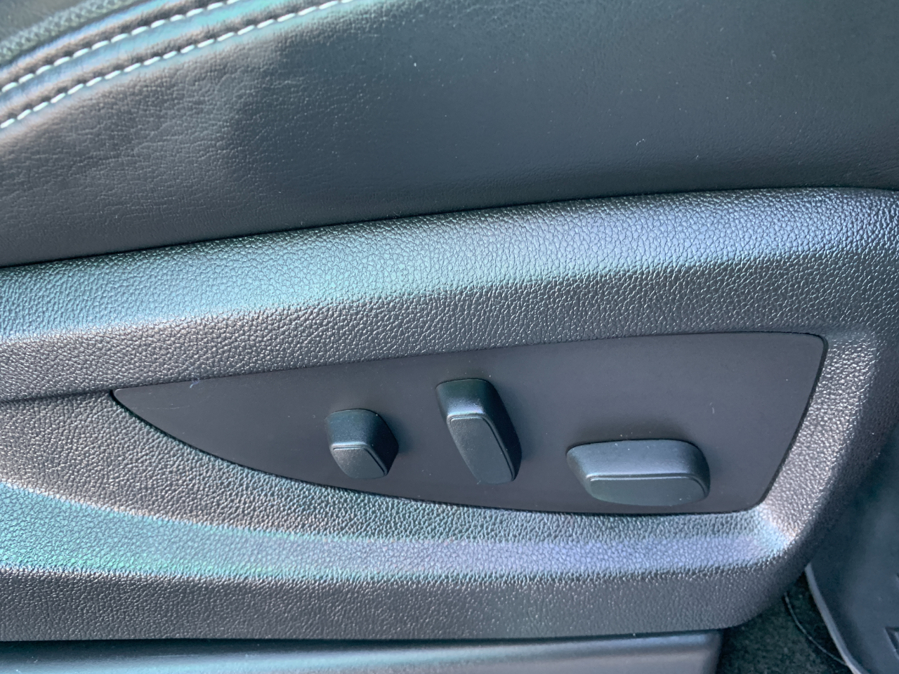 GMC Sierra 1500 Denali Crew Cab Short Box 4WD 2017