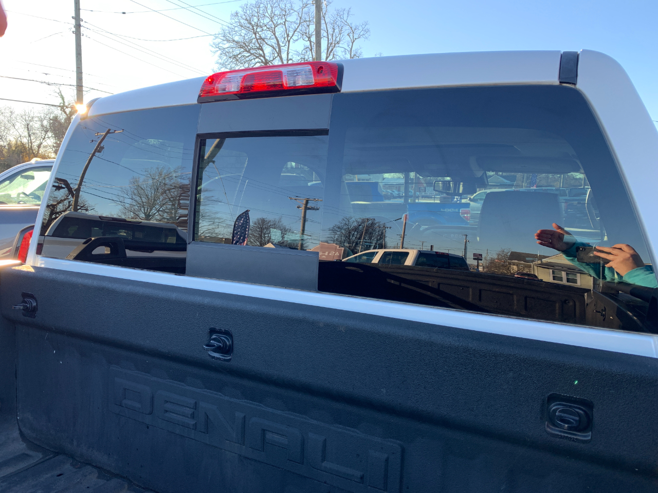 GMC Sierra 1500 Denali Crew Cab Short Box 4WD 2017