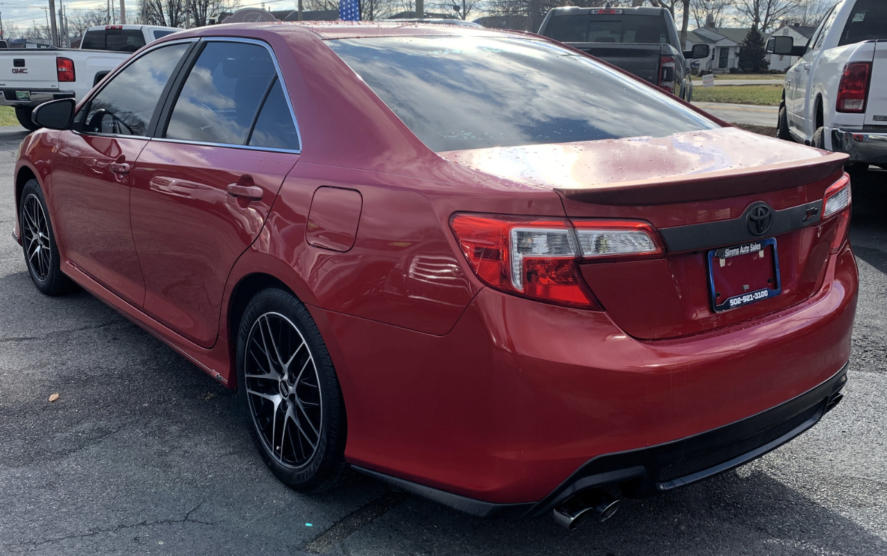 Toyota Camry XLE 2014