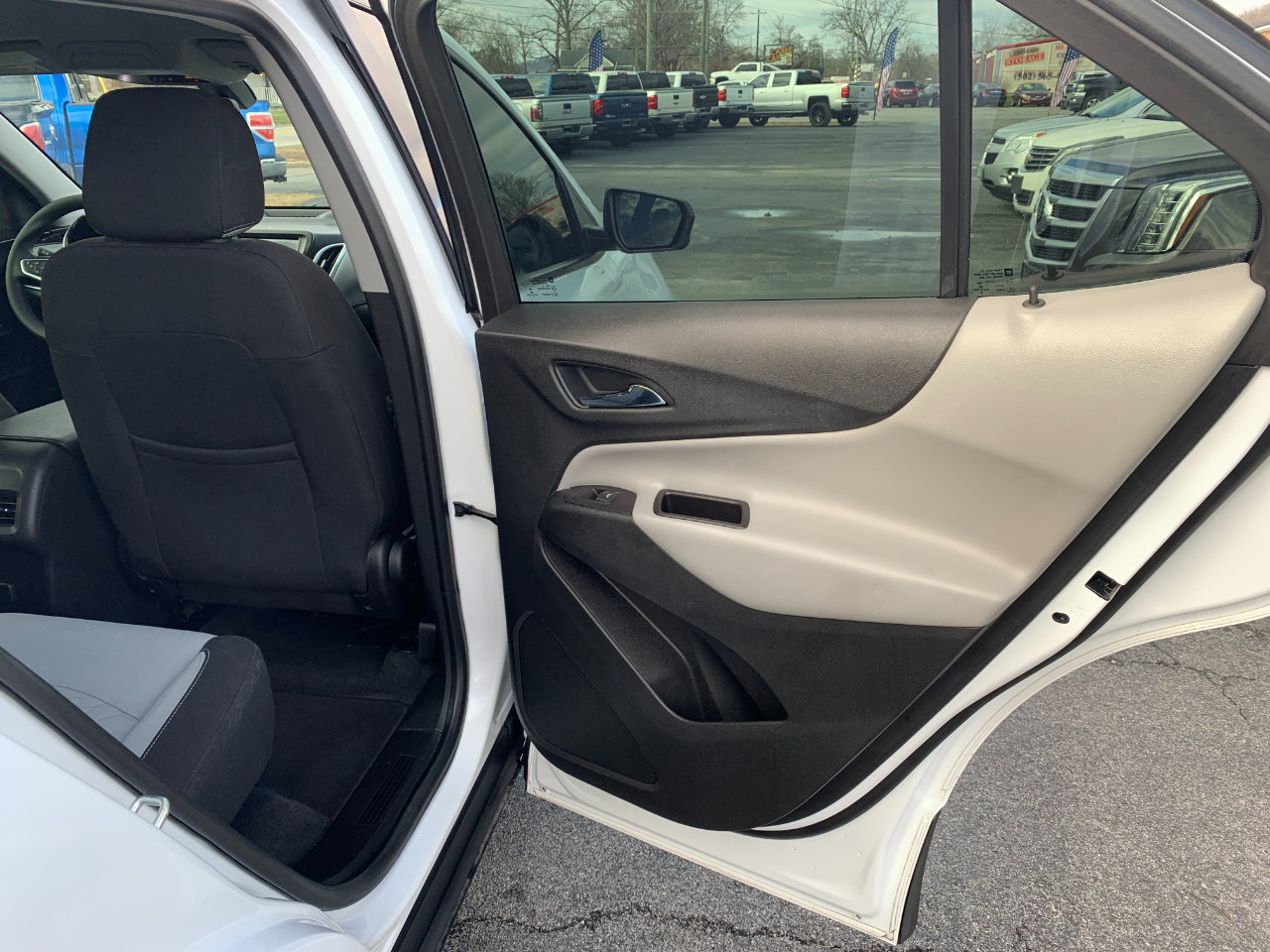 Chevrolet Equinox LS 2WD 2018