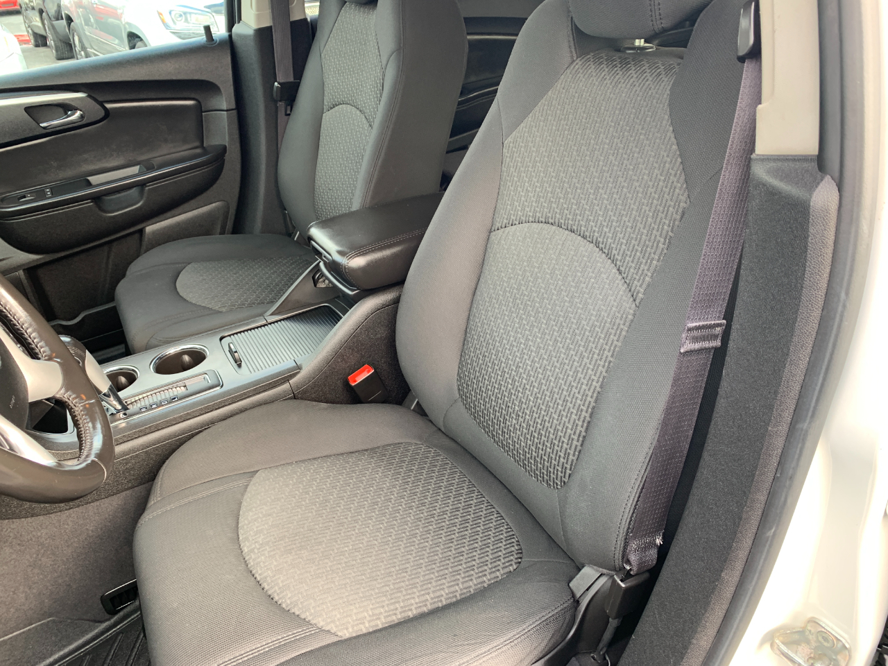 Chevrolet Traverse LT AWD 2011