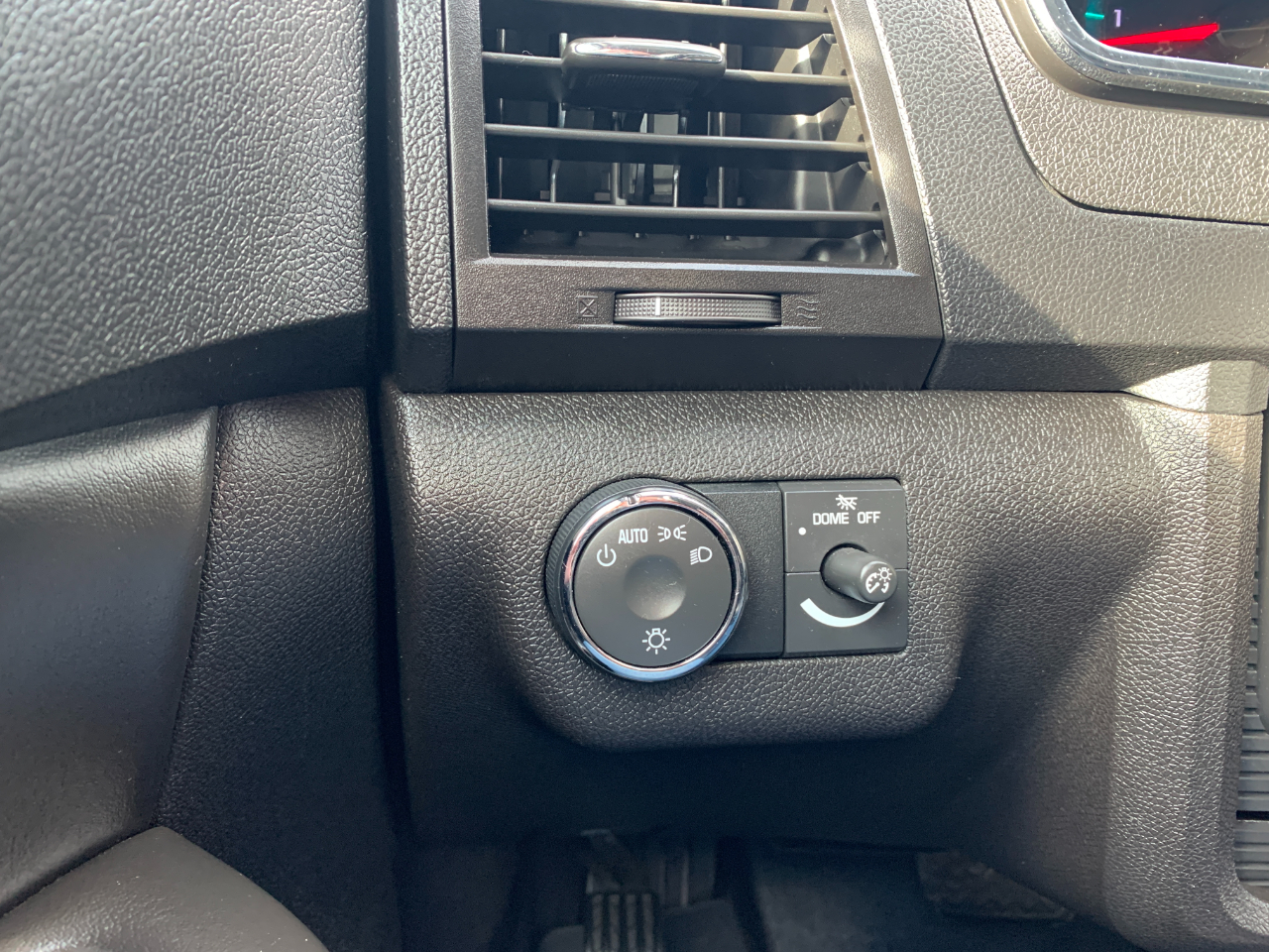 Chevrolet Traverse LT AWD 2011