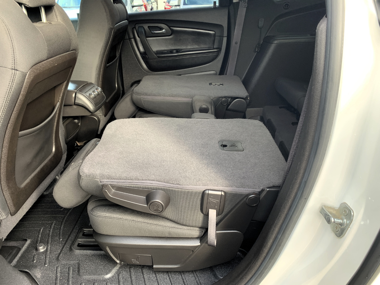 Chevrolet Traverse LT AWD 2011