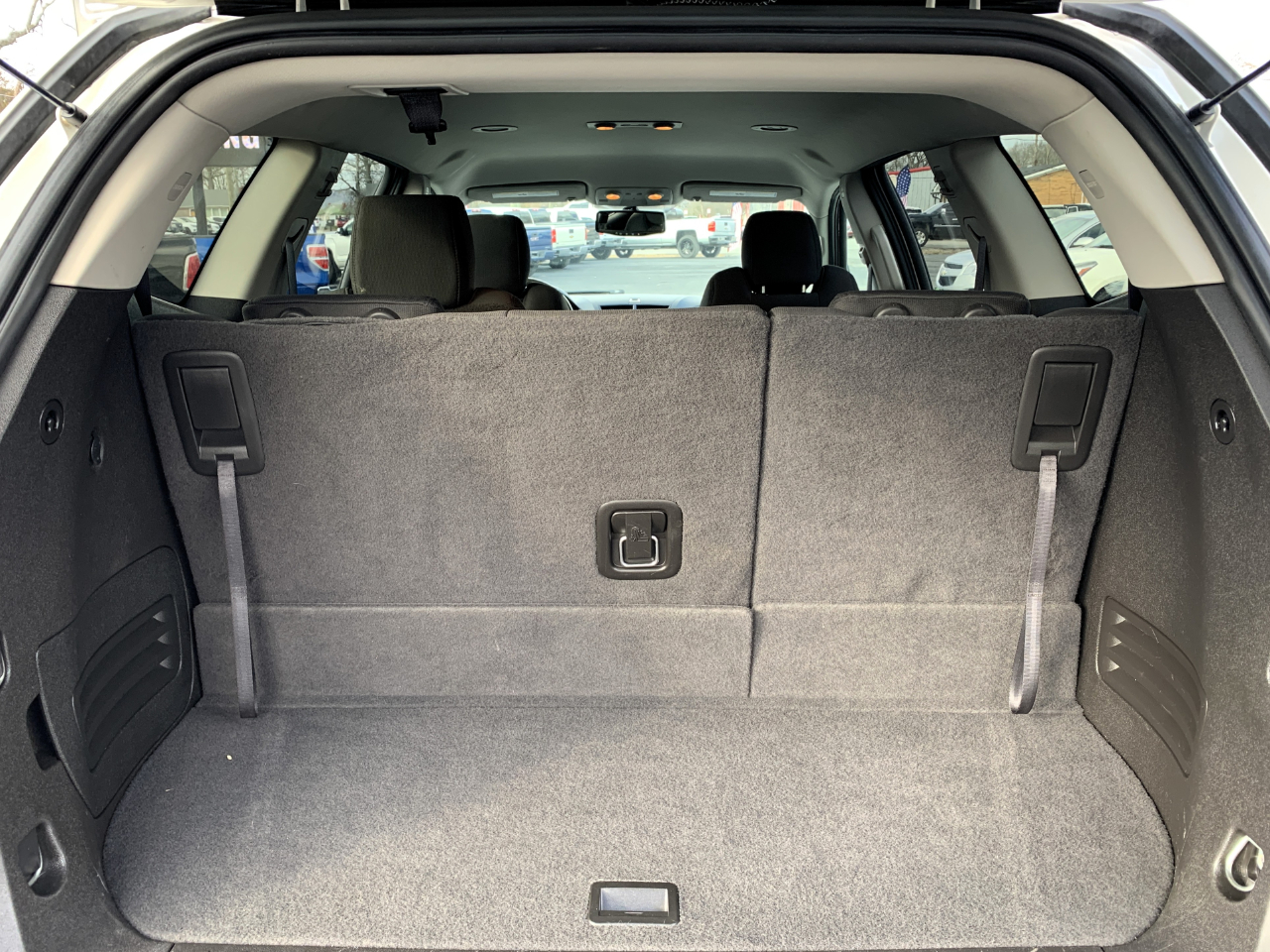 Chevrolet Traverse LT AWD 2011