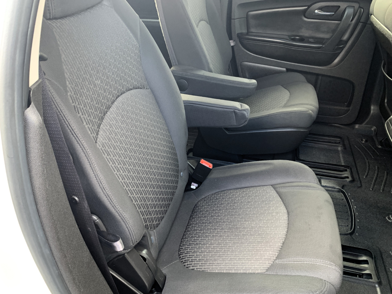 Chevrolet Traverse LT AWD 2011