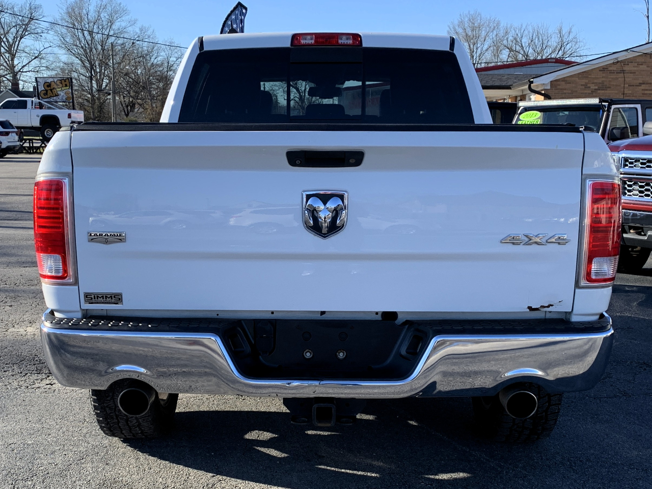 RAM 1500 Laramie Crew Cab SWB 4WD 2014