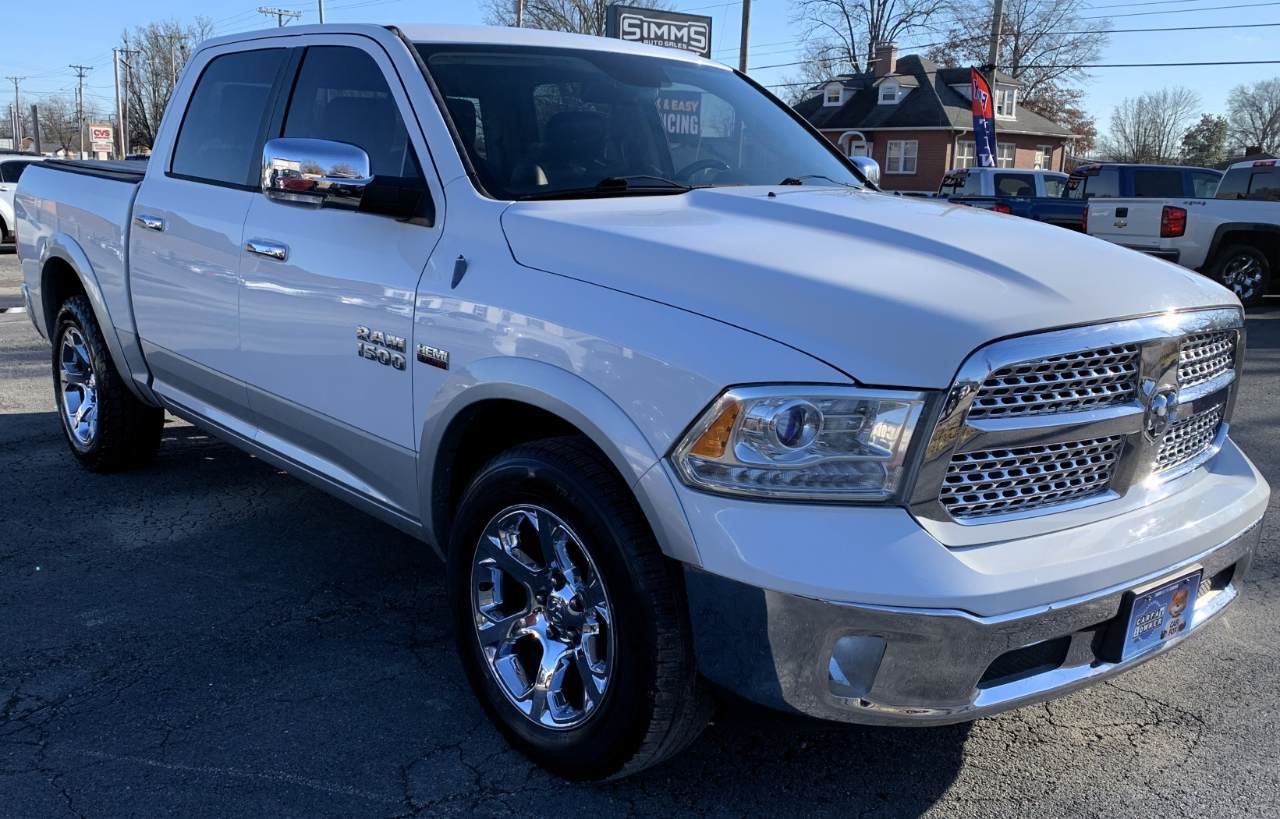 RAM 1500 Laramie Crew Cab SWB 4WD 2014