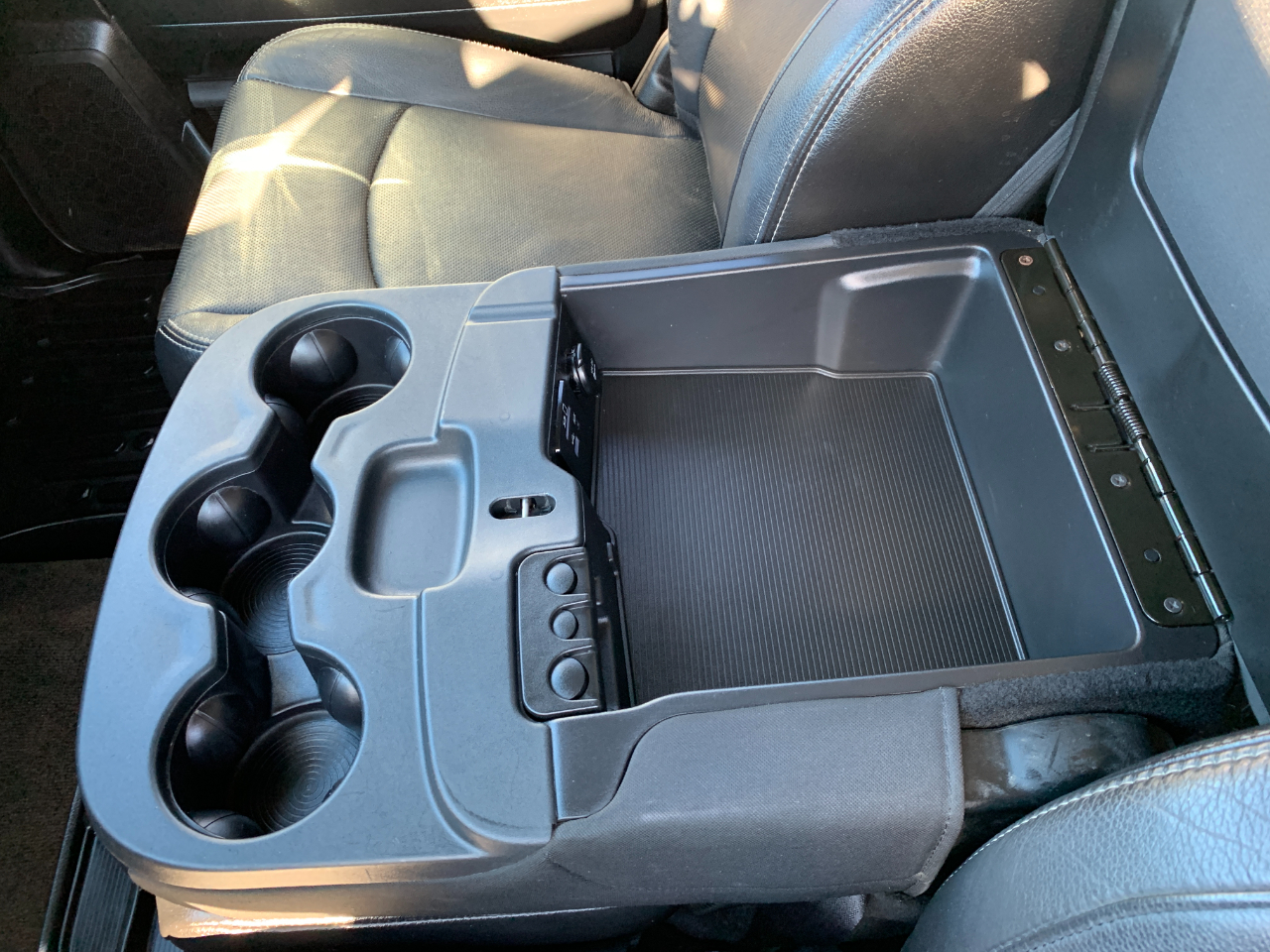 RAM 1500 Laramie Crew Cab SWB 4WD 2014