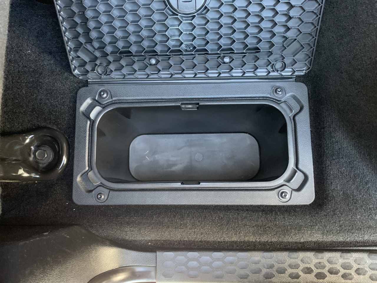 RAM 1500 Laramie Crew Cab SWB 4WD 2014