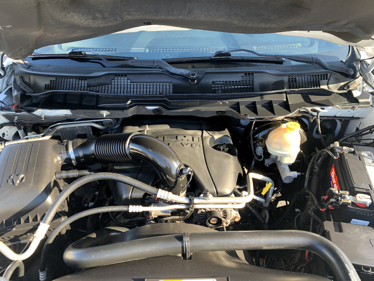 RAM 1500 Laramie Crew Cab SWB 4WD 2014