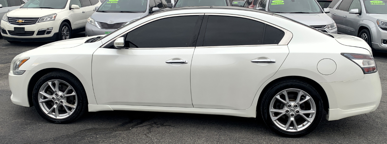 Nissan Maxima SV 2014