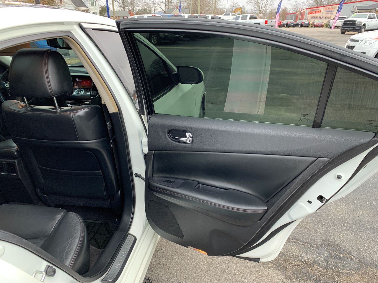 Nissan Maxima SV 2014