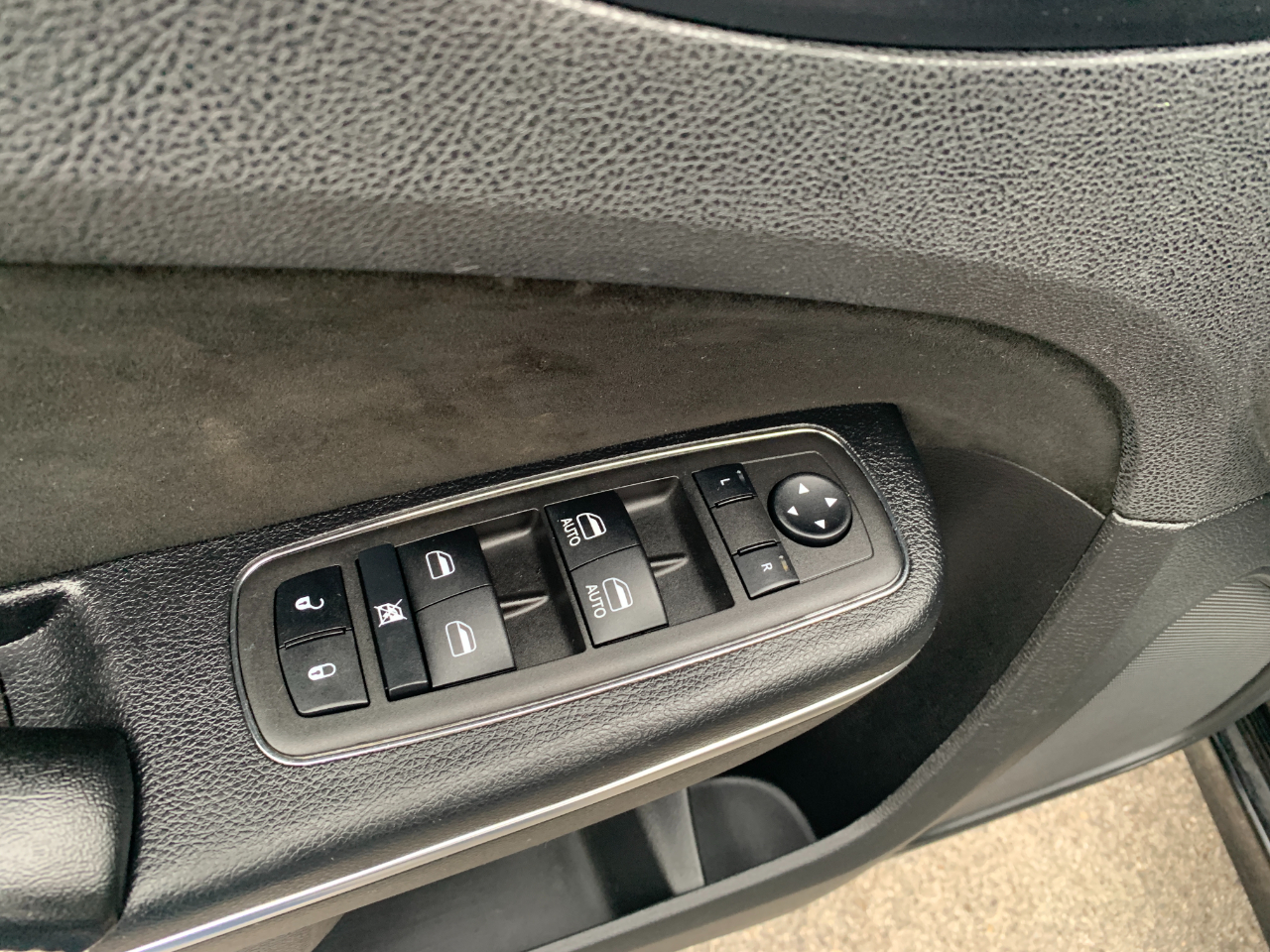 Chrysler 300 SRT8 2012