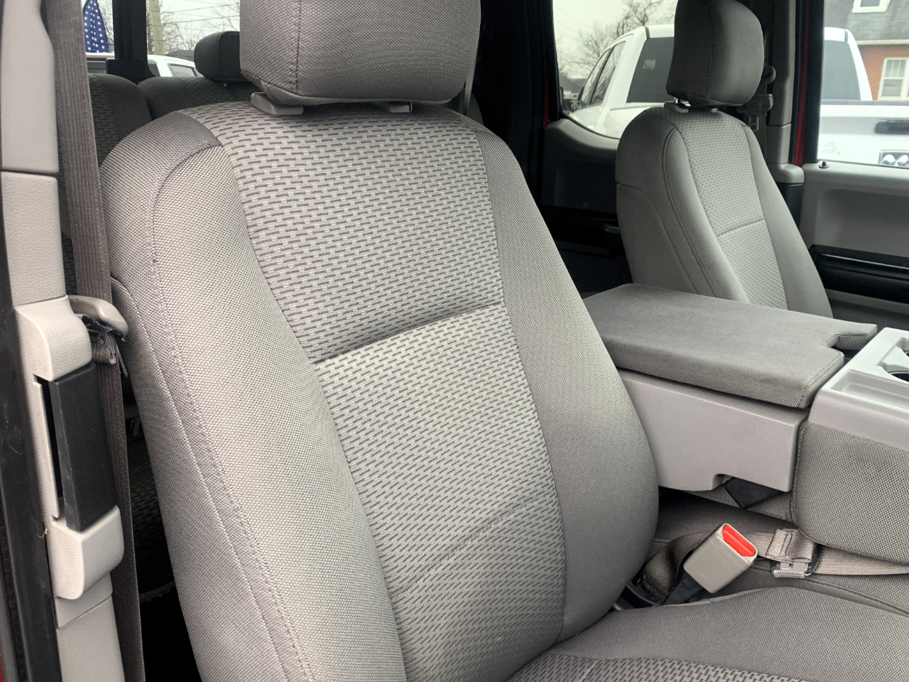 Ford F-150 XLT SuperCab 6.5-ft. Bed 4WD 2015