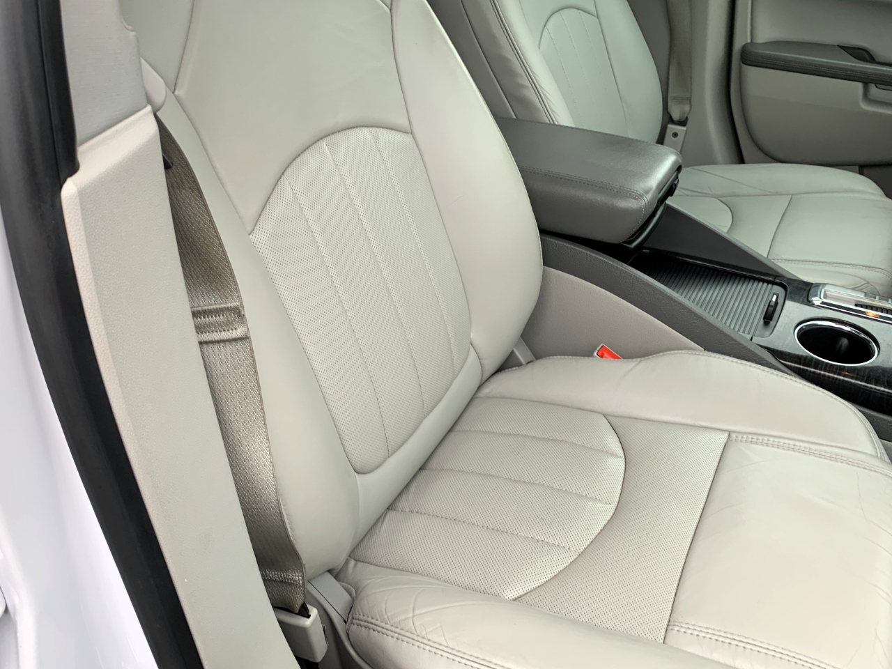 Buick Enclave Leather AWD 2016