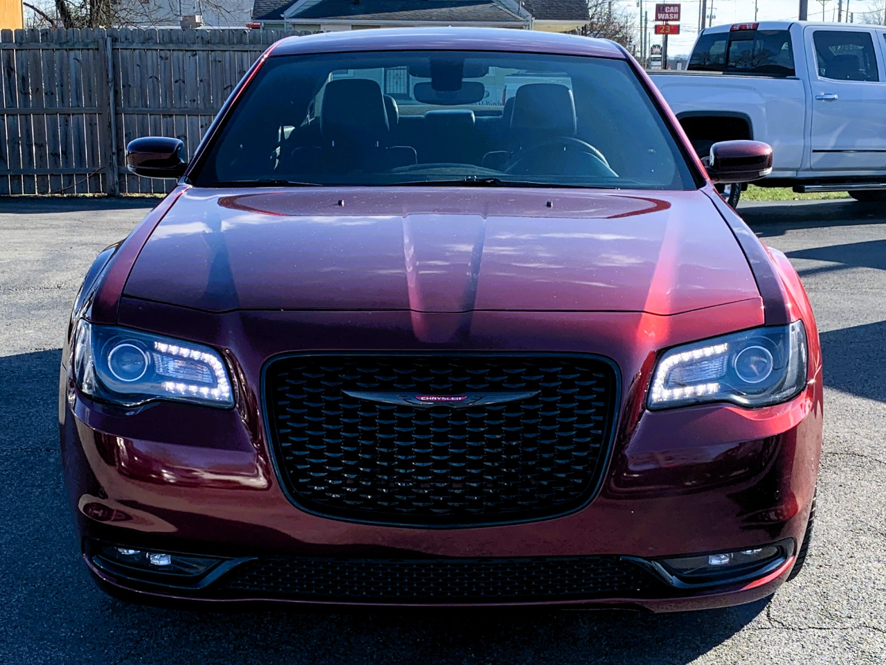 Chrysler 300 S V6 2023