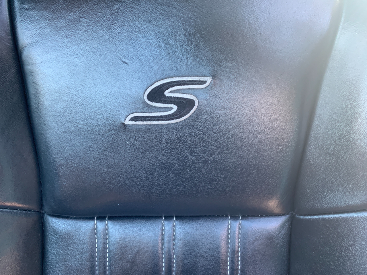 Chrysler 300 S V6 2023