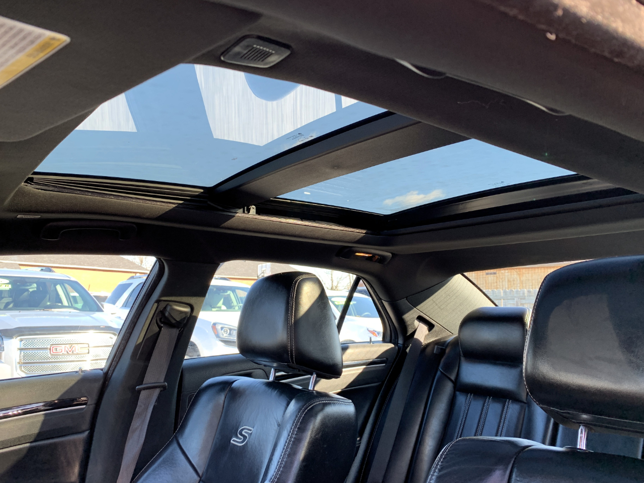 Chrysler 300 S V6 2023