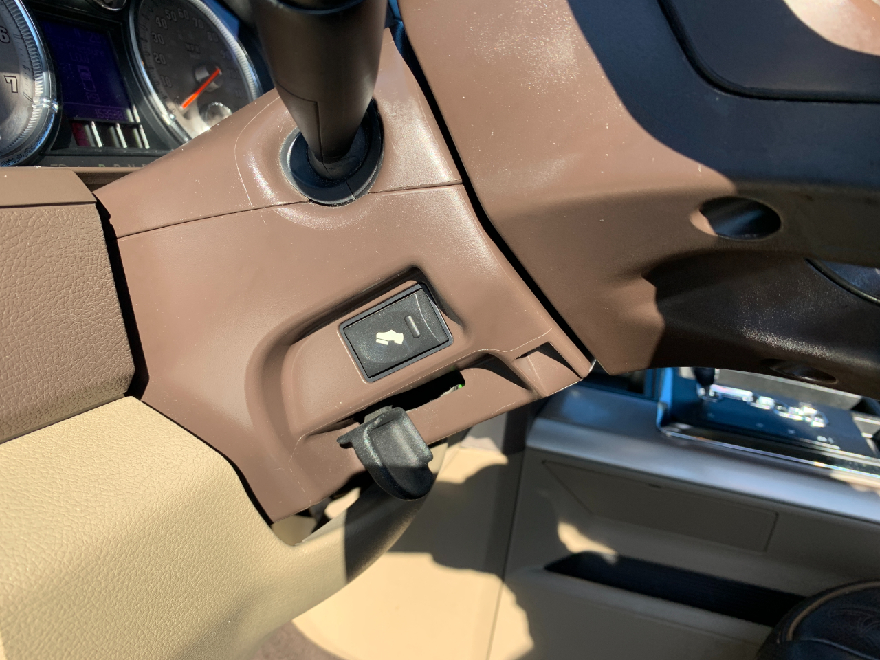 RAM 1500 Laramie Longhorn Edition Crew Cab 4WD 2012