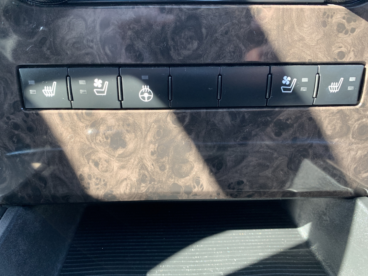 RAM 1500 Laramie Longhorn Edition Crew Cab 4WD 2012