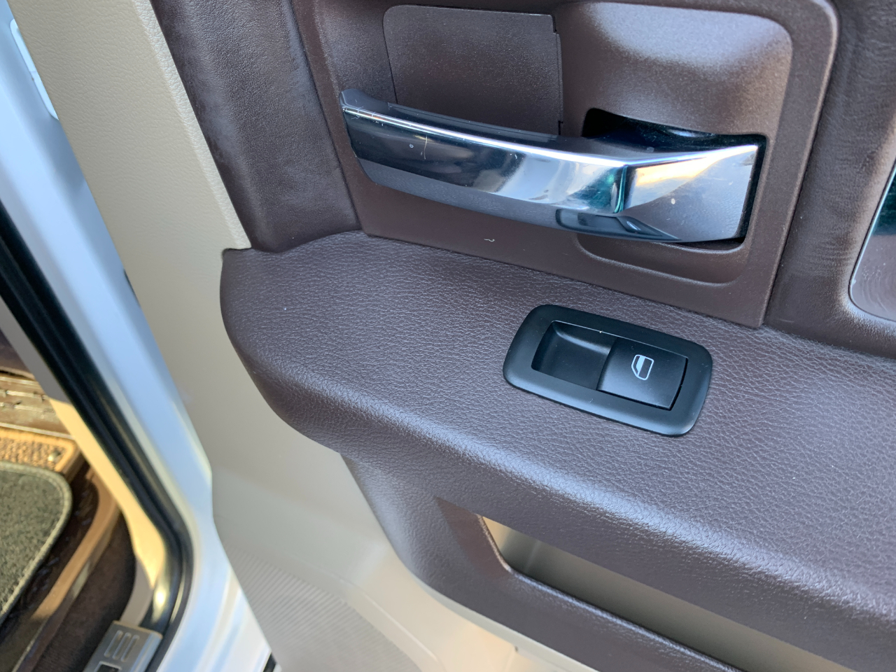 RAM 1500 Laramie Longhorn Edition Crew Cab 4WD 2012