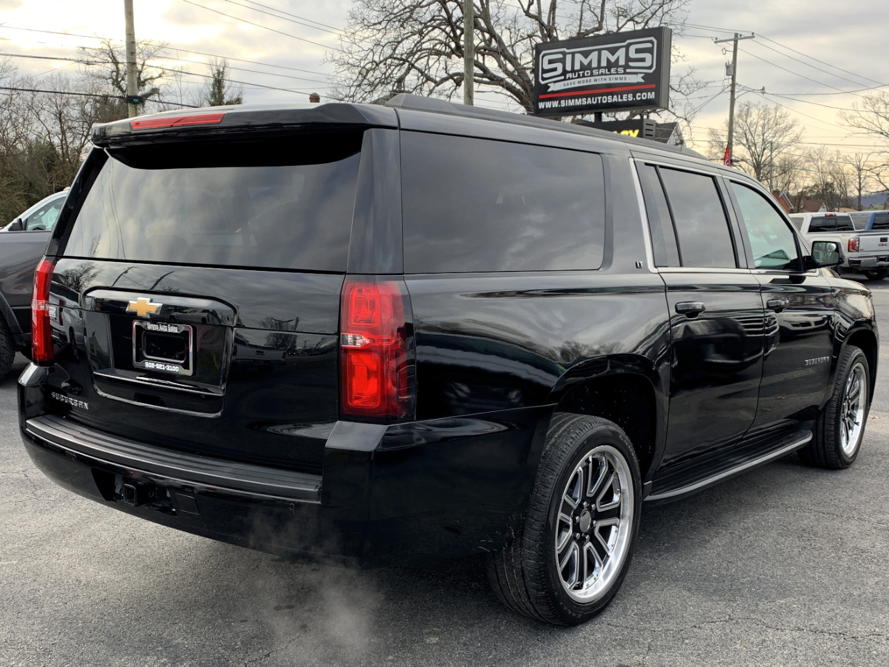 Chevrolet Suburban LT 4WD 2017