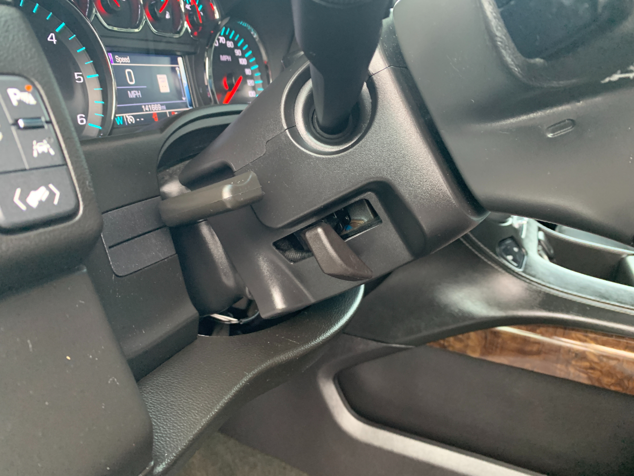 Chevrolet Suburban LT 4WD 2017