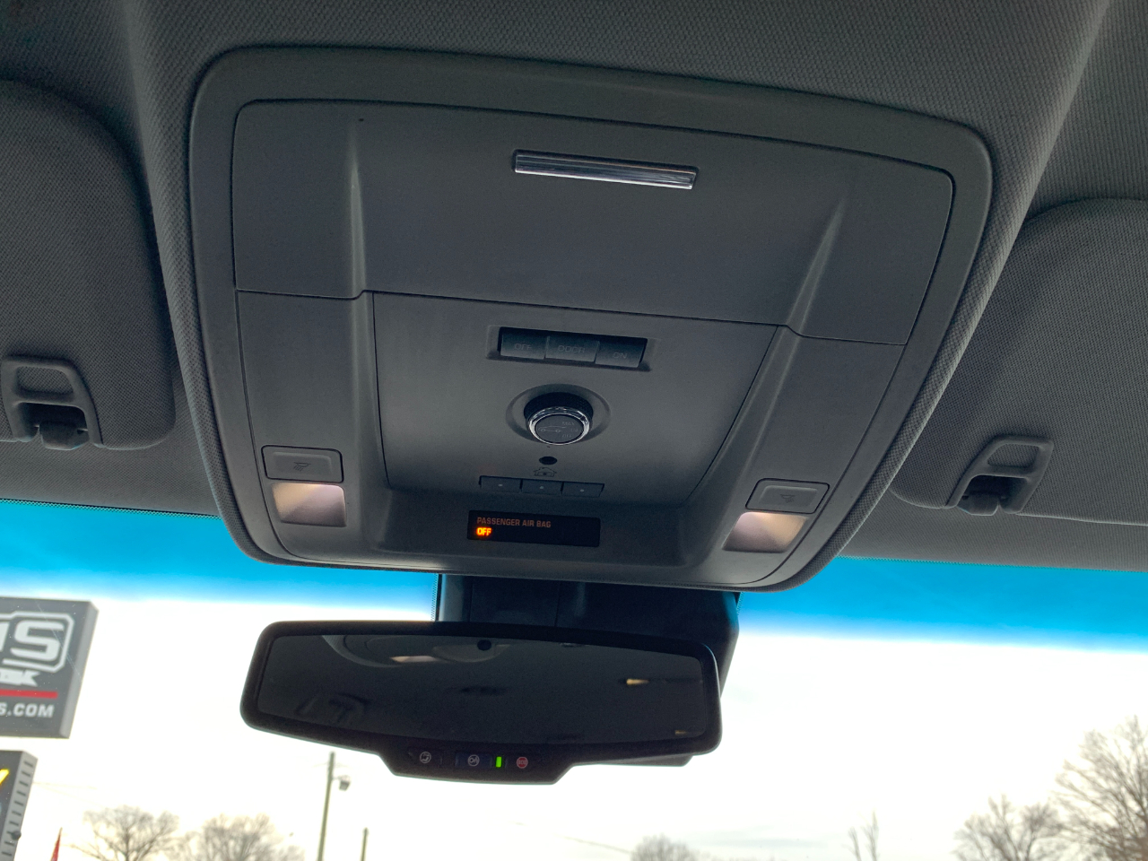 Chevrolet Suburban LT 4WD 2017