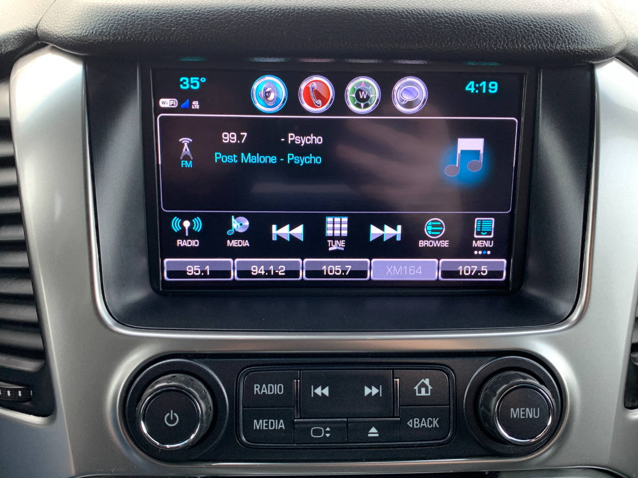 Chevrolet Suburban LT 4WD 2017