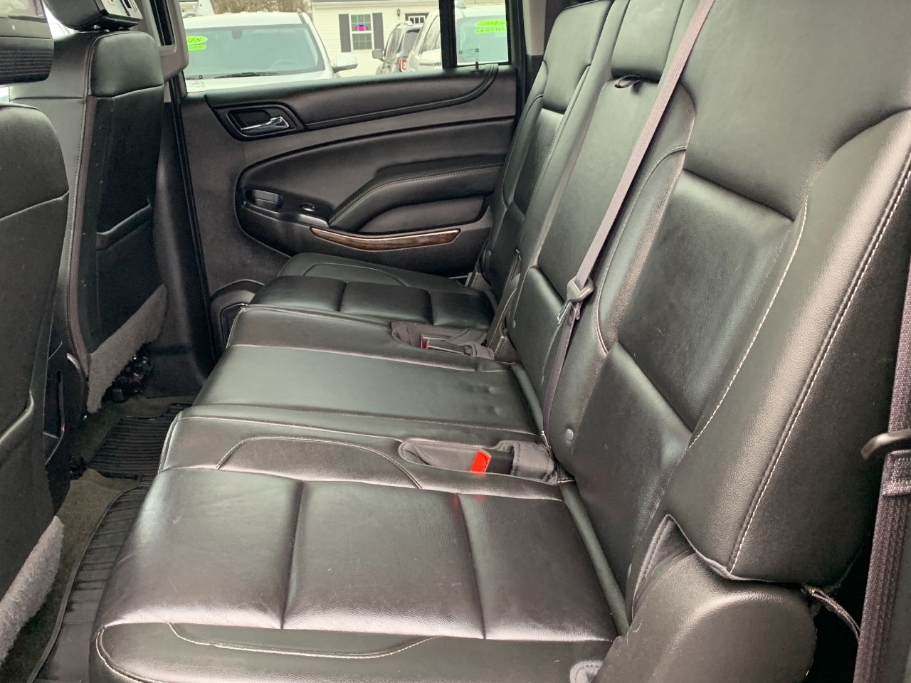 Chevrolet Suburban LT 4WD 2017