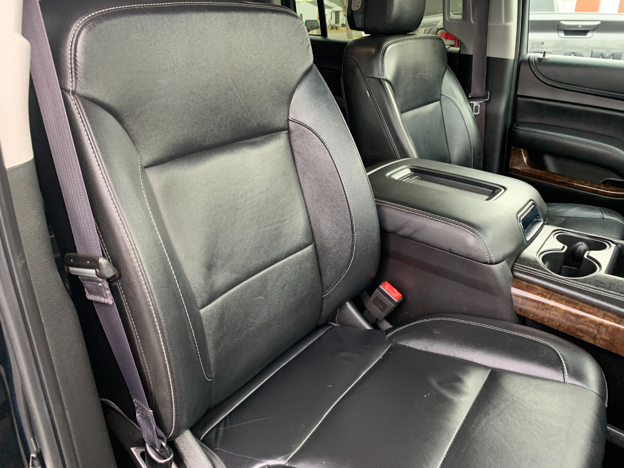 Chevrolet Suburban LT 4WD 2017