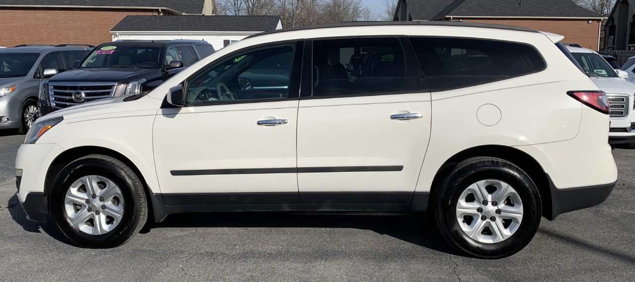 Chevrolet Traverse LS FWD 2013