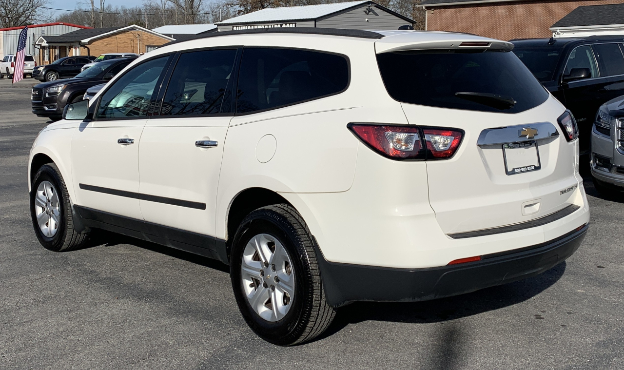 Chevrolet Traverse LS FWD 2013