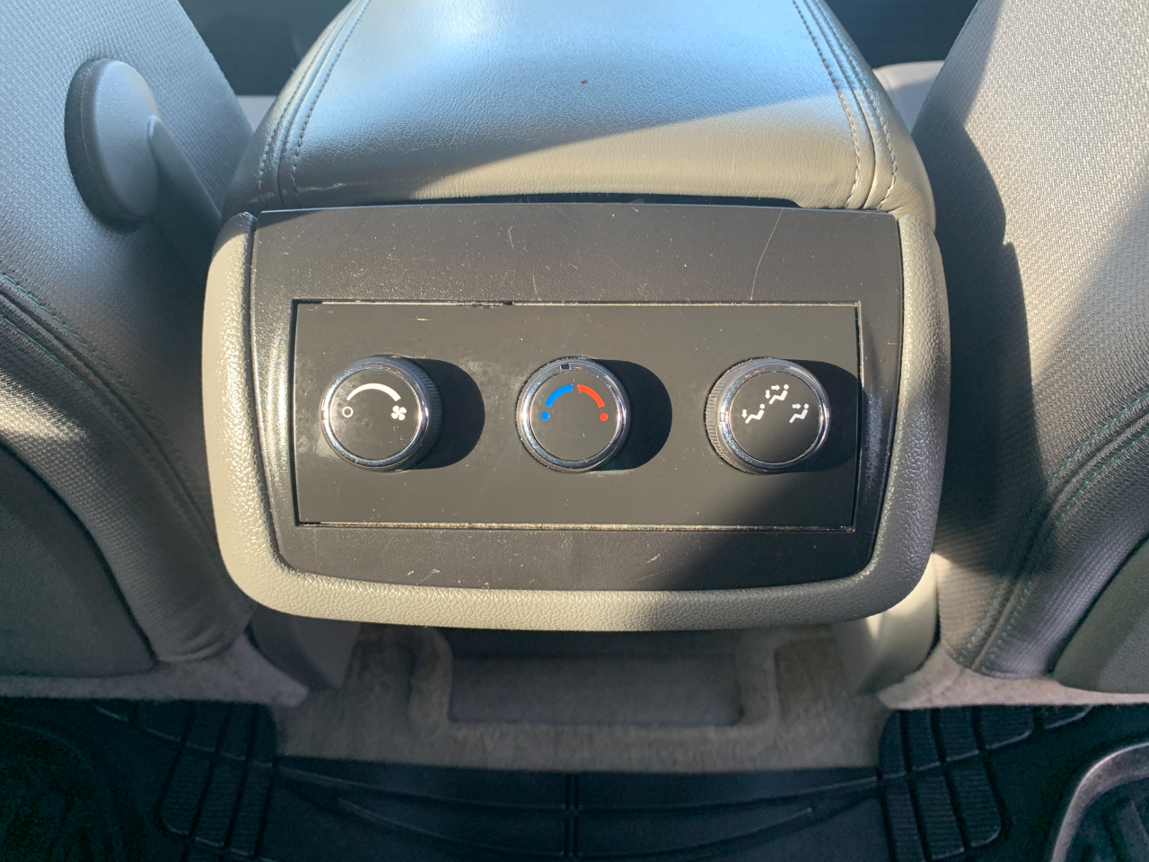 Chevrolet Traverse LS FWD 2013