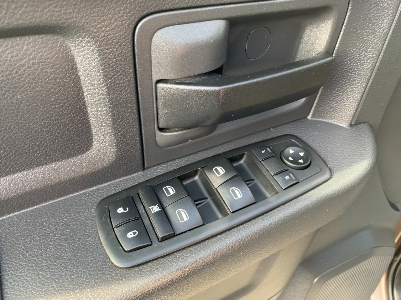 RAM 1500 Sport Quad Cab 4WD 2010